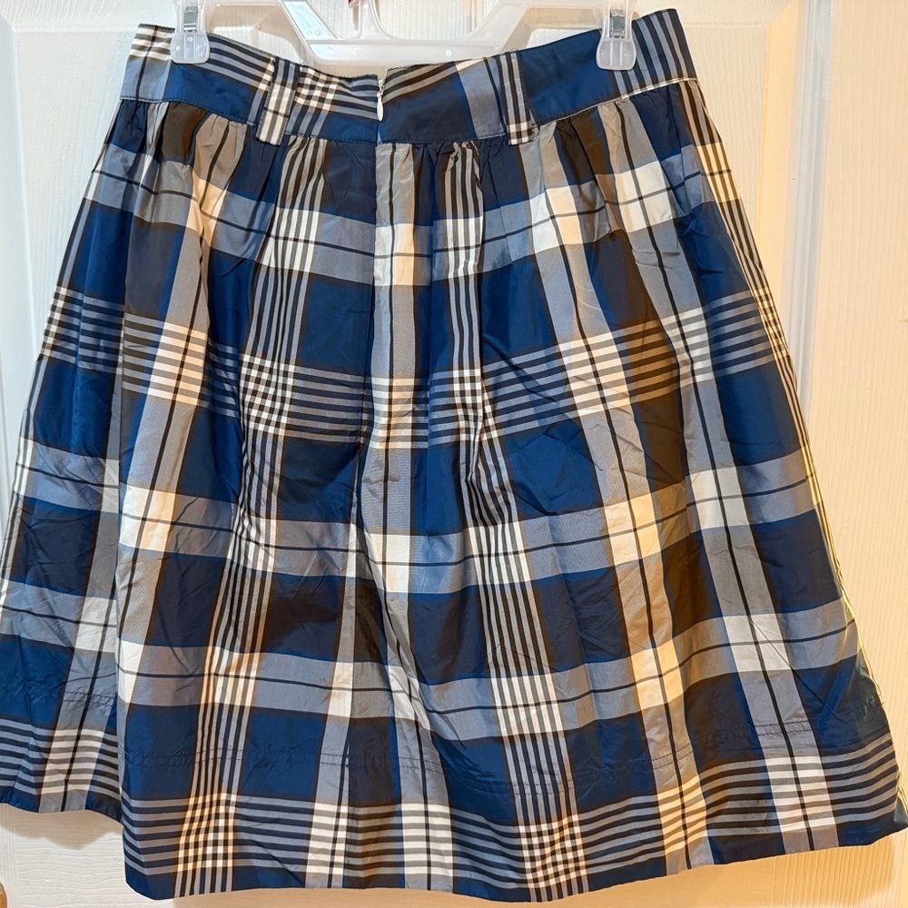 VTG J. Crew Plaid Blue and White Women's 100% Silk Skirt
Academia Y2K Vintage - Picture 6 of 6